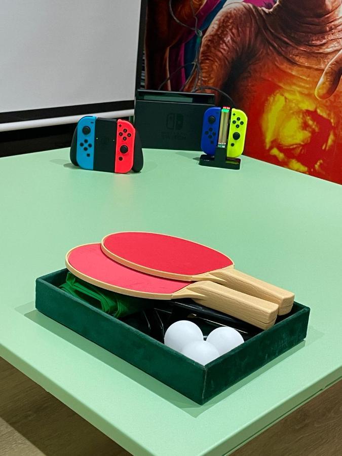 Capsule Forever Young - Jacuzzi - Sauna - Billard - Arcade De Jeux - Netflix & Home Cinema - Ping Pong Hastiere-par-dela Eksteriør bilde