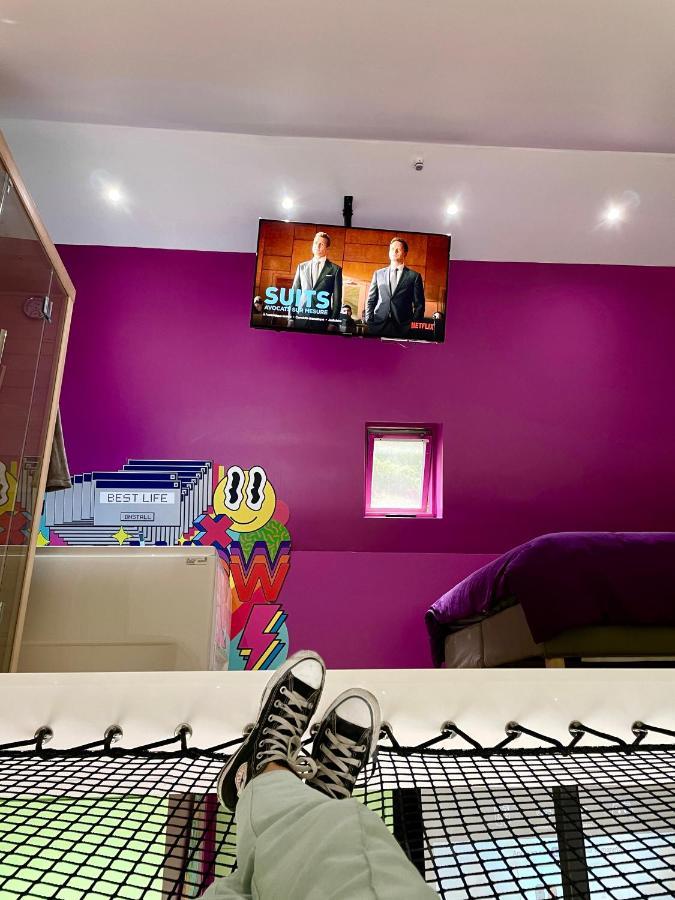 Capsule Forever Young - Jacuzzi - Sauna - Billard - Arcade De Jeux - Netflix & Home Cinema - Ping Pong Hastiere-par-dela Eksteriør bilde