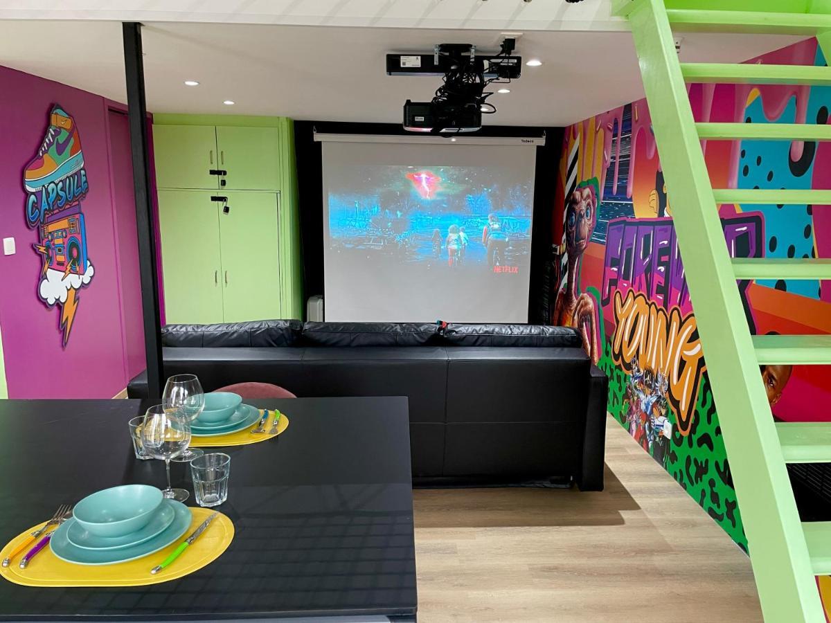 Capsule Forever Young - Jacuzzi - Sauna - Billard - Arcade De Jeux - Netflix & Home Cinema - Ping Pong Hastiere-par-dela Eksteriør bilde